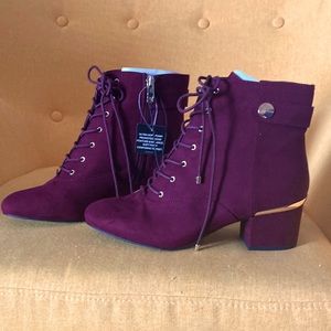 Liz Claiborne Garrett- color Garnet - Zip and Lace-Up Boots - gold detail.